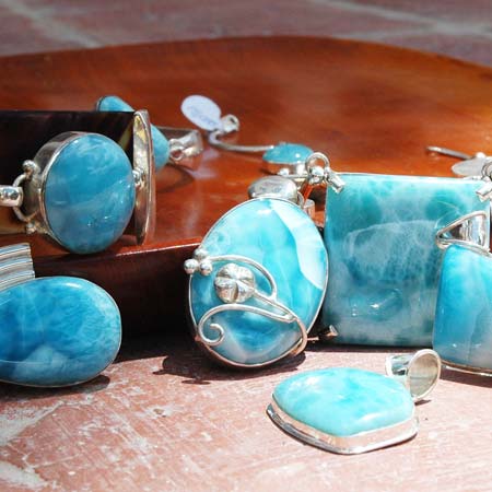 Joias de larimar